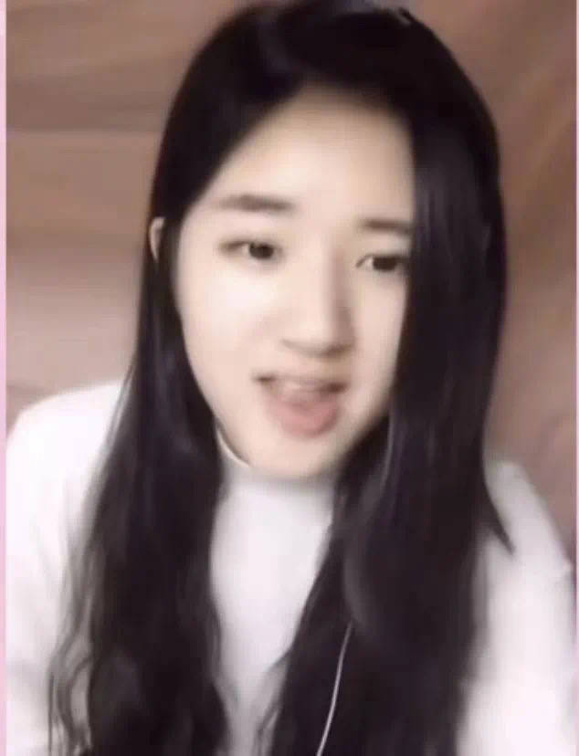 考古 | 赵露思因病停工引担忧，从普通女孩到顶流小花，26岁的她是如何一路逆袭的？