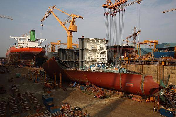 美国想对中国航运下手，“但日韩造船业无力填补市场空白”